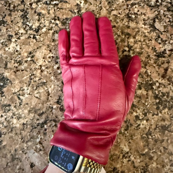 Coach Leather Gloves - Picture 7 of 8